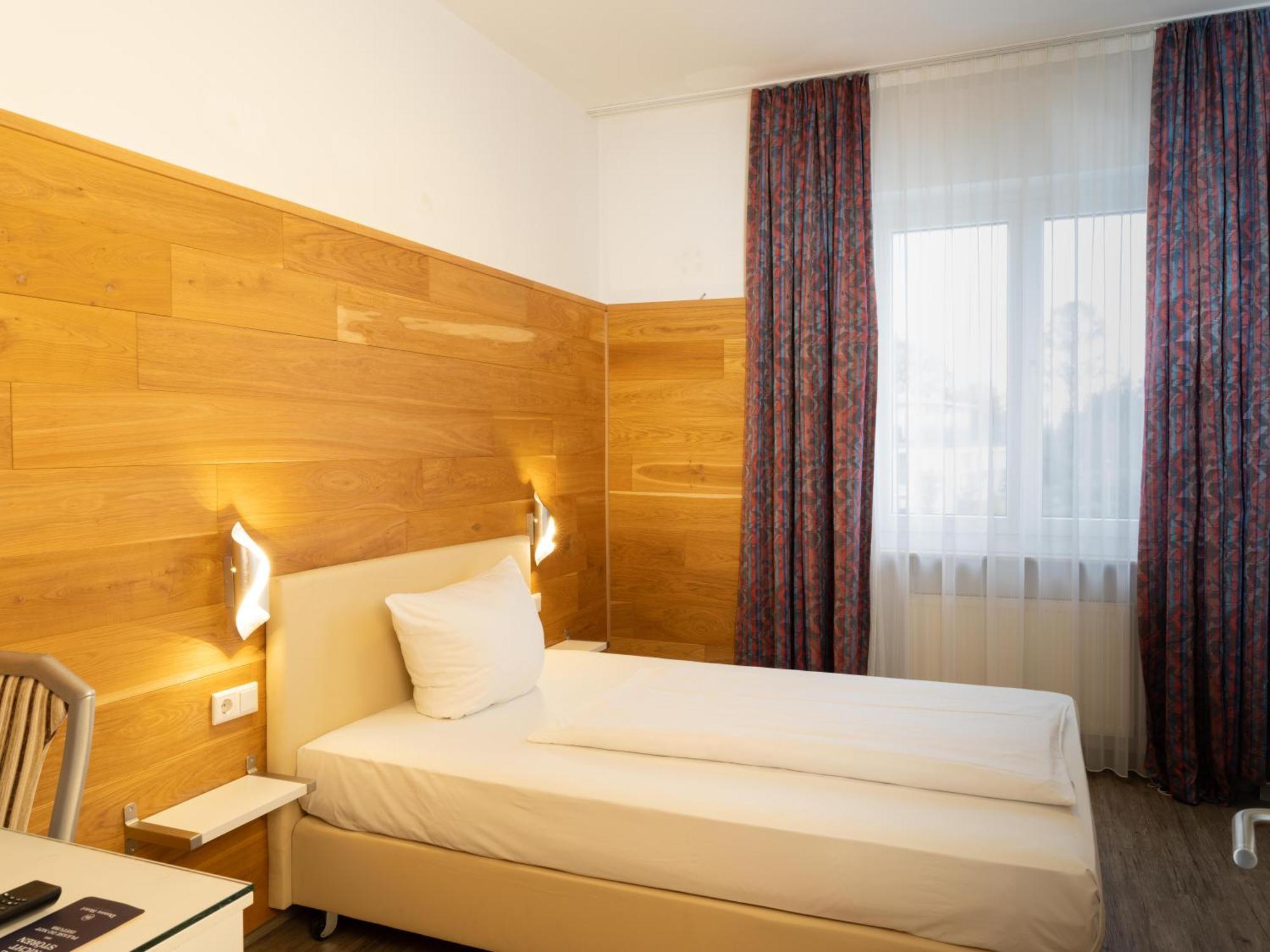 Donauhotel Ingolstadt Exterior photo